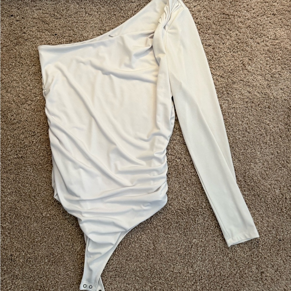 Abercrombie One Sleeve Bodysuit | L